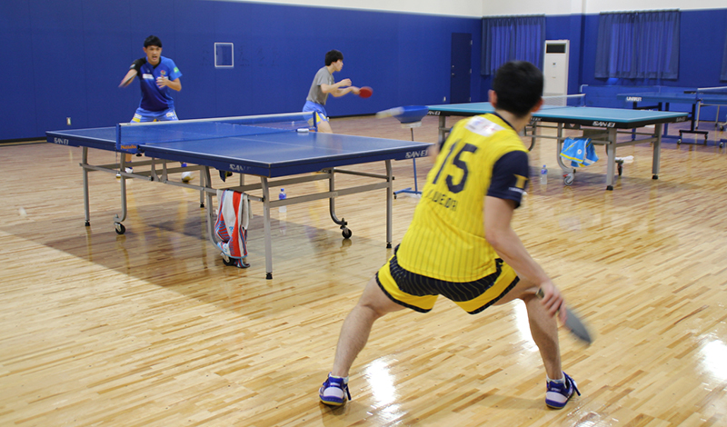 Tリーグ開幕。岡山リベッツが岡山商科大学卓球場でリーグ制覇に向けて練習を行っています。
